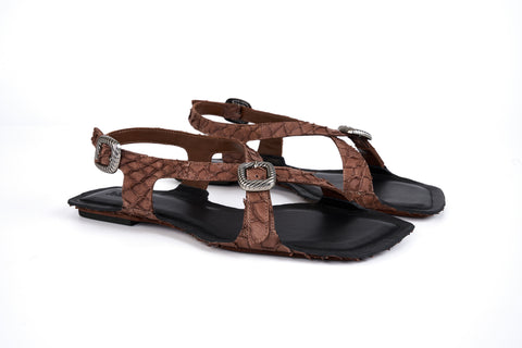 Open-toe sandals