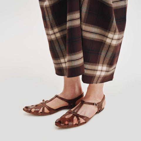 T-strap sandals
